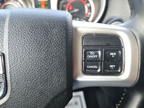 Used 2020 Dodge Journey SE w/ SE Popular Equipment Group image 31