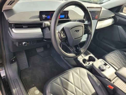 Certified 2021 Ford Mustang Mach-E Select w/ Comfort/Technology Package image 9