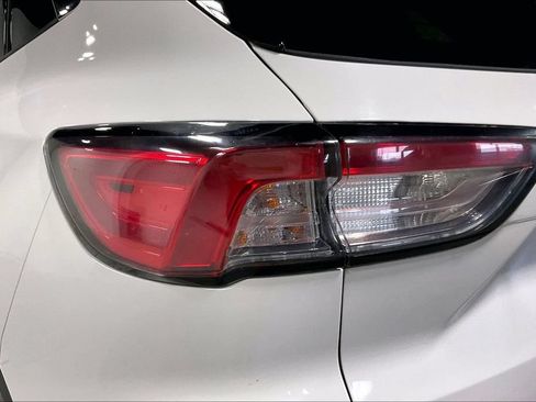 Used 2022 Ford Escape SE FWD image 35