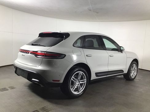 Certified 2023 Porsche Macan Turbo AWD/4WD image 9