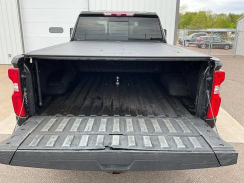 Certified 2022 Chevrolet Silverado 3500 LTZ w/ LTZ Premium Package AWD/4WD image 24