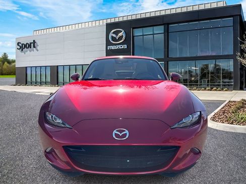Used 2019 MAZDA MX-5 Miata RF Grand Touring image 9