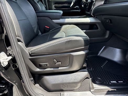 Used 2022 RAM 3500 Laramie AWD/4WD image 15