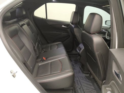Used 2022 Chevrolet Equinox RS w/ RS Leather Package image 19