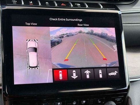 Certified 2024 Jeep Grand Cherokee Limited w/ Luxury Tech Group II AWD/4WD image 28