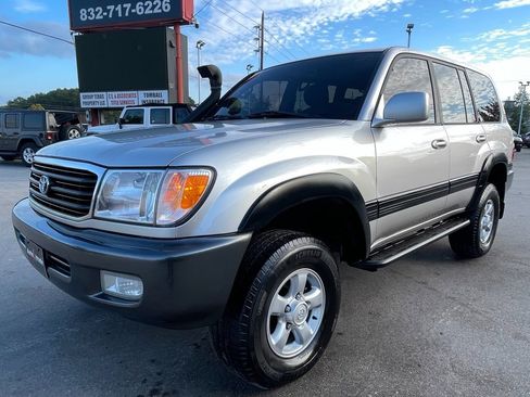 Used 1999 Toyota Land Cruiser image 4