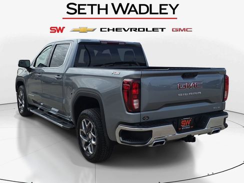 New 2026 GMC Sierra 1500 SLE image 5