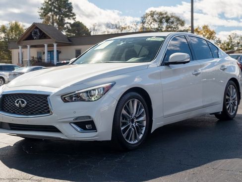 Used 2022 INFINITI Q50 Luxe w/ Cargo Package image 3