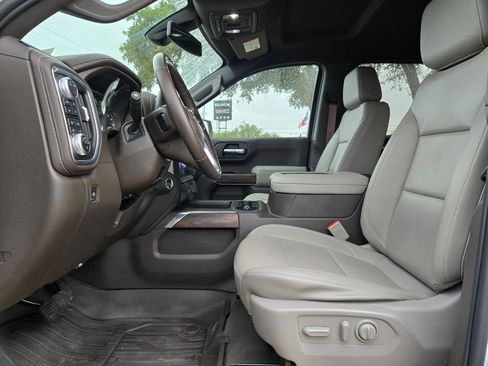 Certified 2020 GMC Sierra 1500 SLT image 9