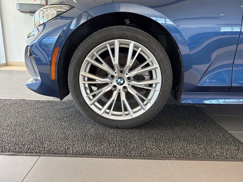 Certified 2023 BMW 330i xDrive Sedan w/ Premium Package AWD/4WD image 7