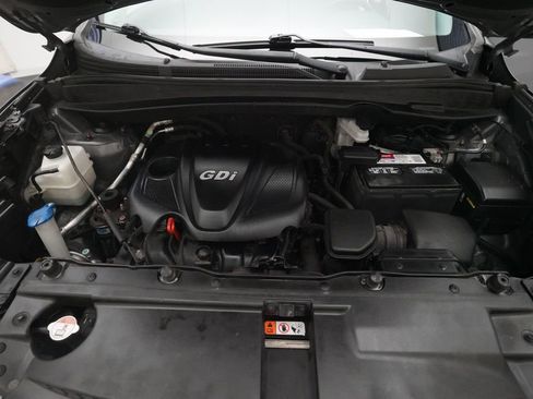 Used 2015 Hyundai Tucson SE AWD/4WD image 3
