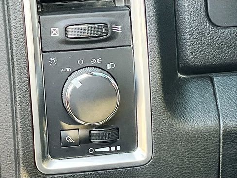 Used 2023 RAM 1500 Warlock AWD/4WD image 10