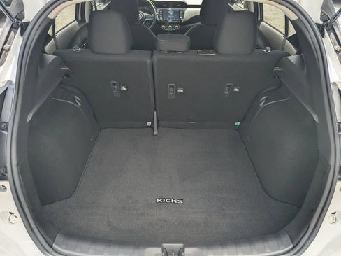 Certified 2024 Nissan Kicks SV FWD image 16