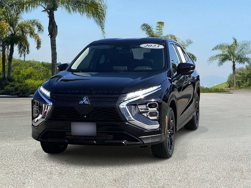 Used 2023 Mitsubishi Eclipse Cross LE AWD/4WD image 7