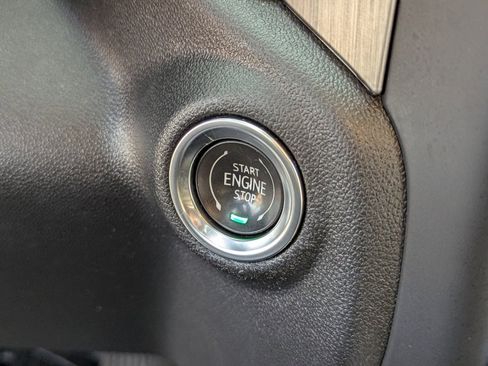 Used 2021 GMC Sierra 2500 Denali w/ Denali Ultimate Package image 16