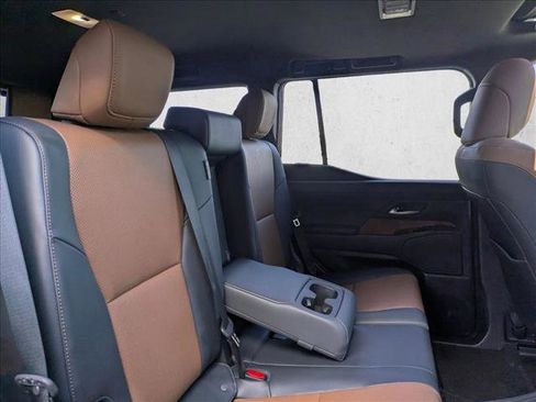 Used 2025 Lexus GX 550 GX 550 Premium image 19