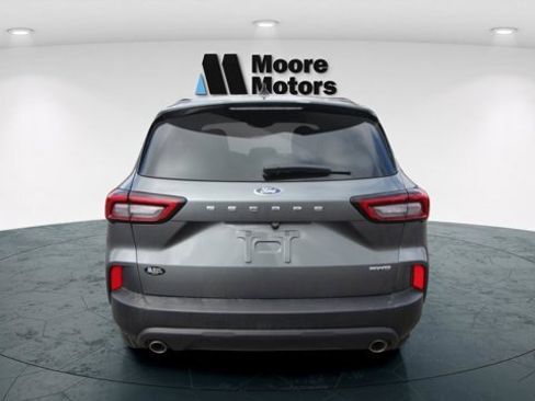 Certified 2025 Ford Escape ST-Line AWD/4WD image 4