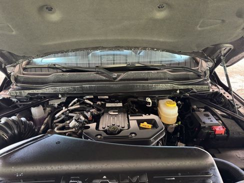 New 2026 RAM 3500 Tradesman AWD/4WD image 40