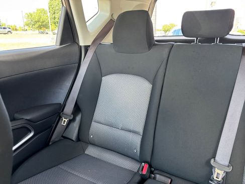 Used 2025 Kia Soul LX w/ LX Technology Package FWD image 37