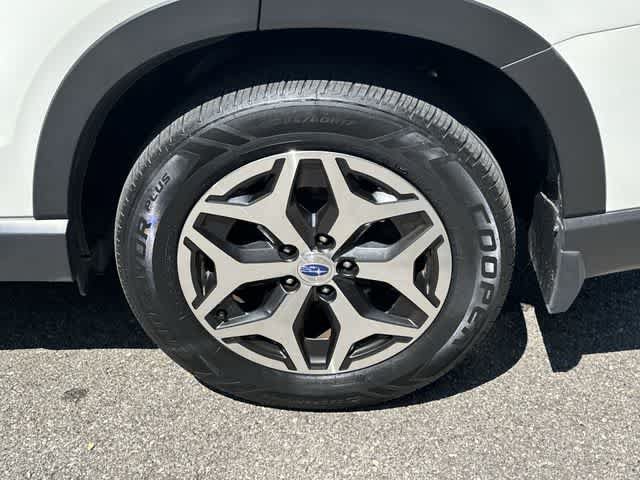 Used 2019 Subaru Forester Premium AWD/4WD image 5