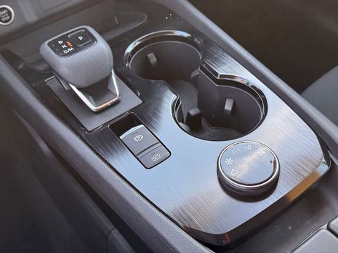 Certified 2023 Nissan Rogue S image 17