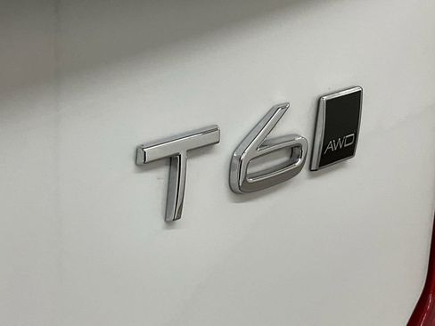 Used 2019 Volvo XC90 T6 Momentum w/ Advanced Package image 24