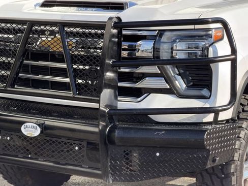 Certified 2024 Chevrolet Silverado 2500 High Country w/ Technology Package AWD/4WD image 10