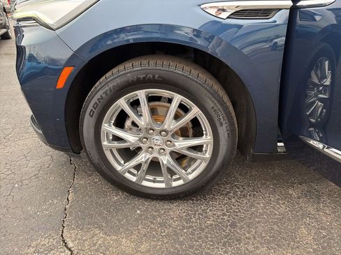 Used 2023 Buick Enclave Essence w/ Experience Buick Package image 28