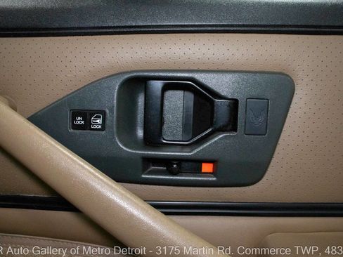 Used 1992 Pontiac Firebird Trans Am image 37