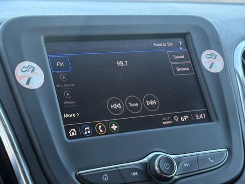 Used 2024 Chevrolet Equinox LT image 10