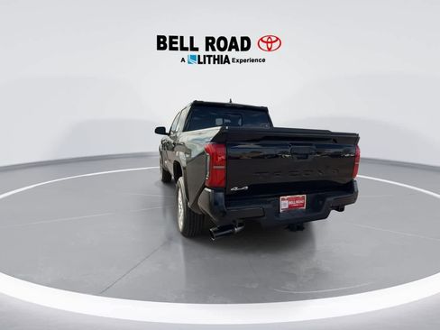 Used 2025 Toyota Tacoma SR5 AWD/4WD image 7