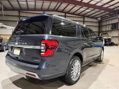 Used 2022 Ford Expedition Max Platinum AWD/4WD image 5