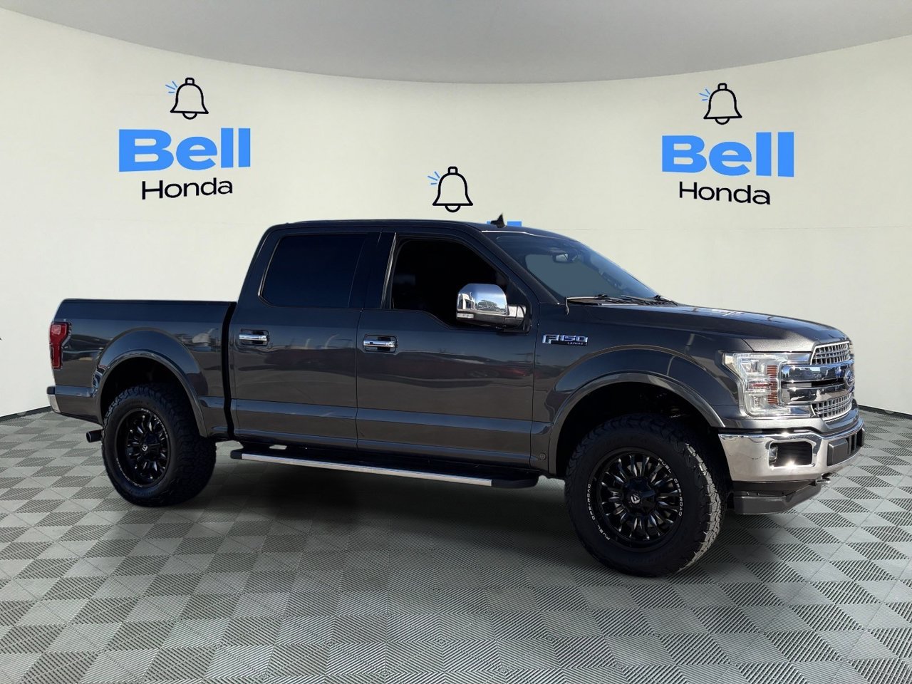 Used 2019 Ford F150 Lariat w/ Equipment Group 502A Luxury AWD/4WD image 6