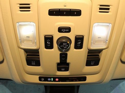 Used 2021 GMC Yukon Denali image 29