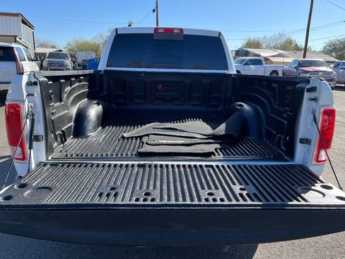 Used 2017 RAM 1500 Laramie image 30