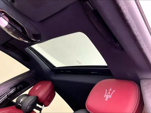 Used 2017 Maserati Quattroporte GTS GranLusso RWD image 4