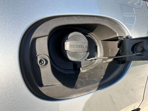 Used 2026 Porsche Macan image 39