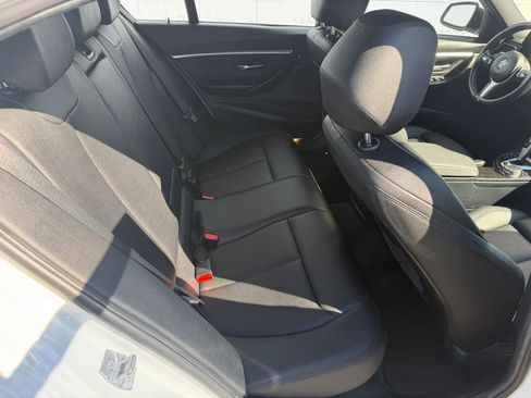 Used 2016 BMW 330e 330e Sedan 4D image 17