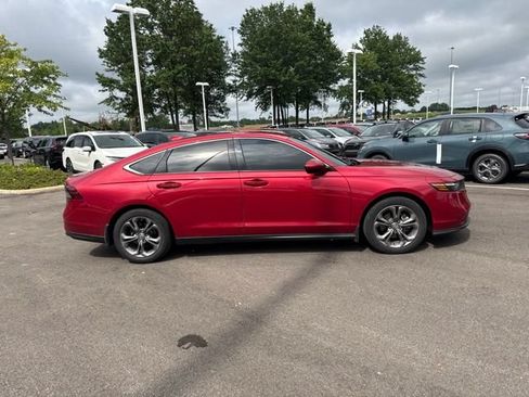 Used 2024 Honda Accord EX image 9