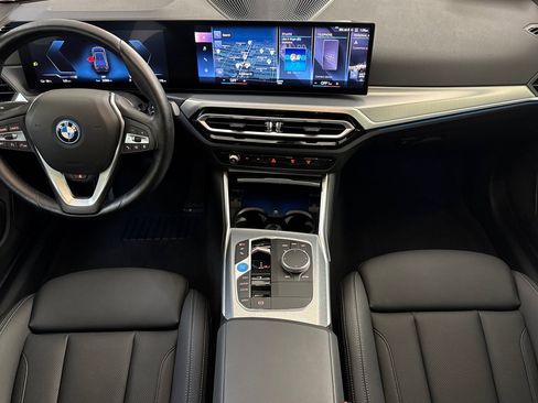 Used 2023 BMW i4 eDrive40 w/ Premium Package RWD image 16