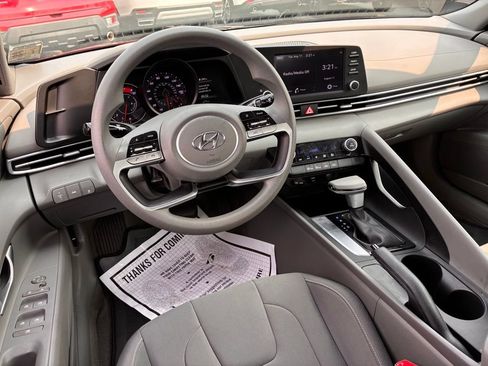 Used 2023 Hyundai Elantra SEL FWD image 26