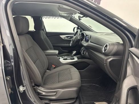 Used 2021 Chevrolet Blazer LT FWD image 28