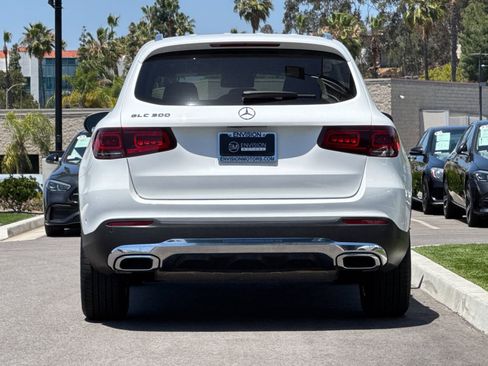 Certified 2022 Mercedes-Benz GLC 300 image 4