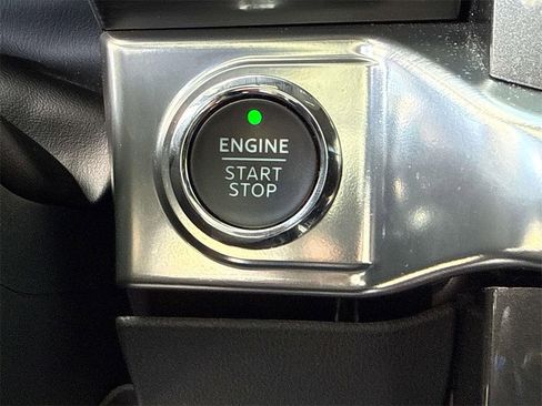 Used 2023 Ford F150 Lariat image 19