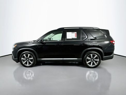 Used 2025 Honda Pilot Touring image 5