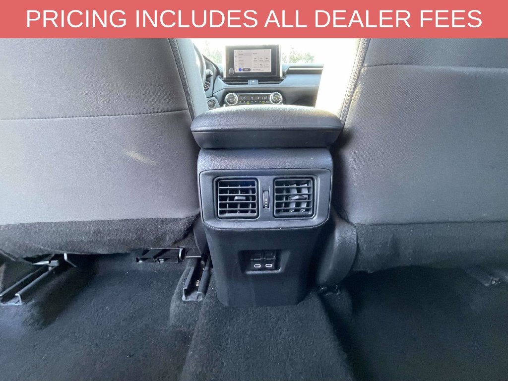 Used 2025 Toyota RAV4 XLE AWD/4WD image 23