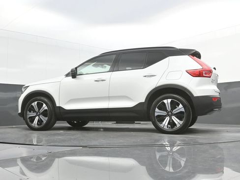 Certified 2023 Volvo XC40 Recharge Plus AWD/4WD image 32