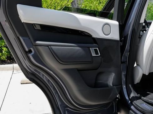 New 2026 Land Rover Discovery S AWD/4WD image 54