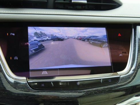 Used 2021 Cadillac XT6 Premium Luxury image 58