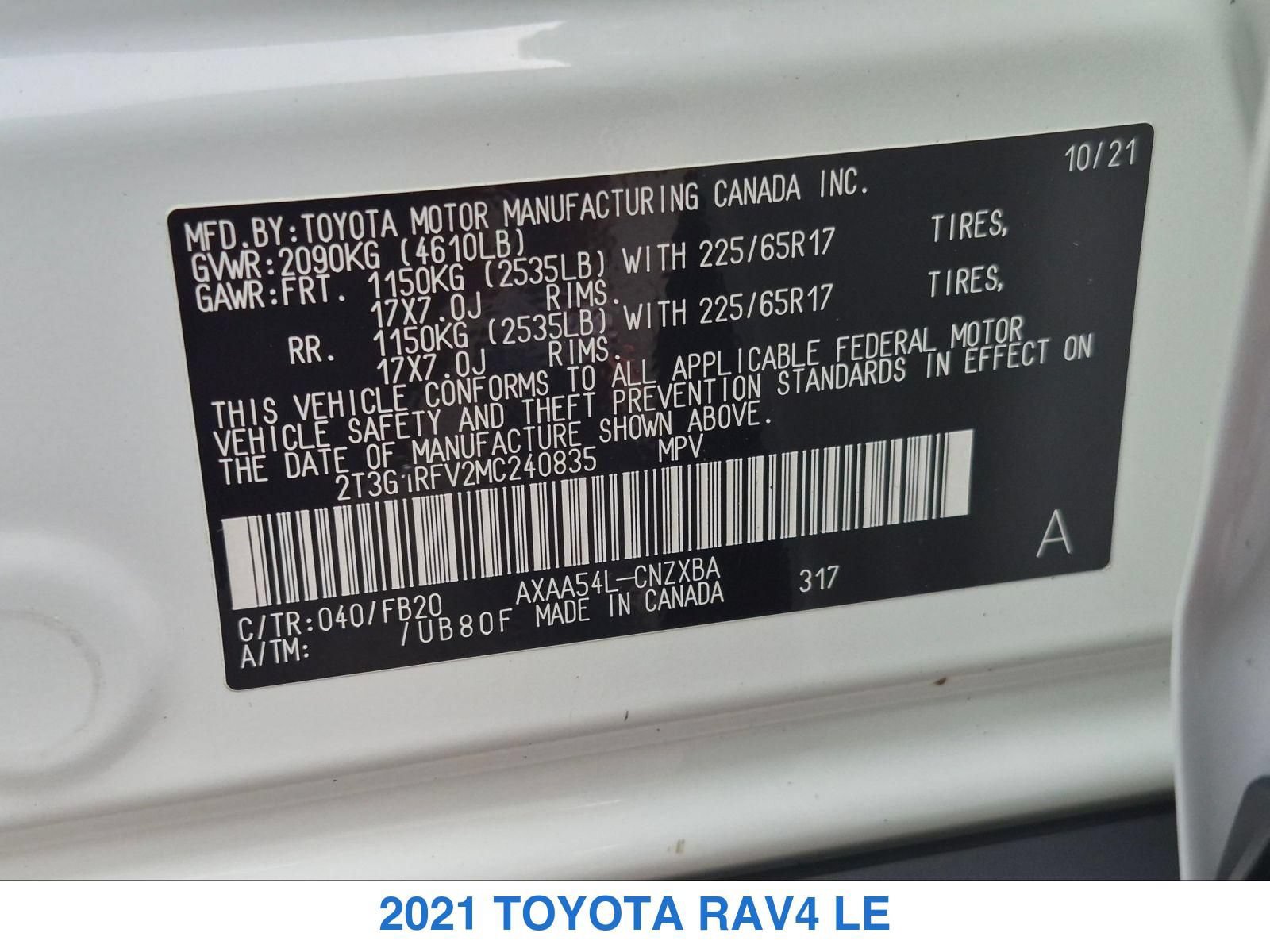 Used 2021 Toyota RAV4 LE w/ Carpet Mat Package (TMS) AWD/4WD image 29